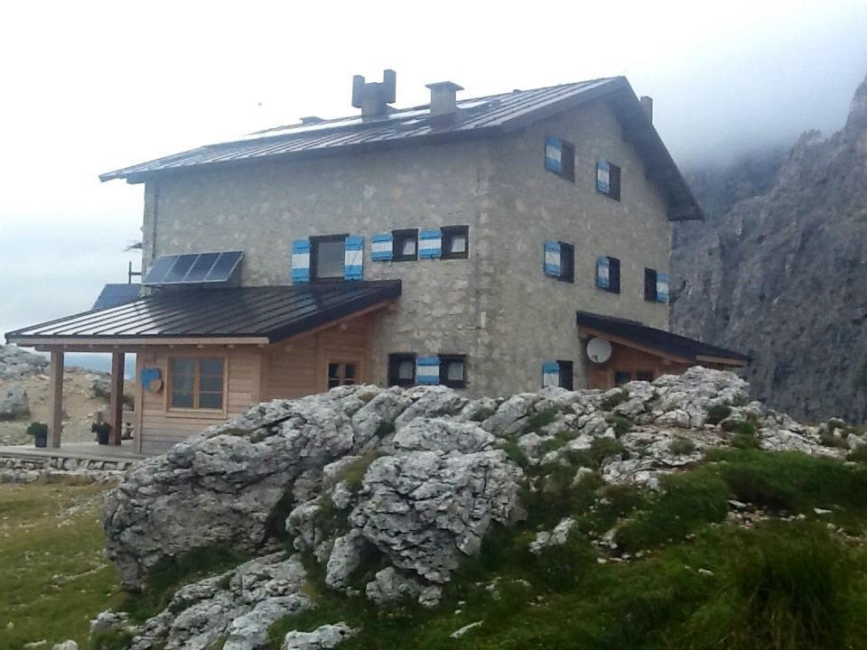 Hôtel Rifugio Velo Della Madonna à San Martino Di Castrozza Extérieur photo