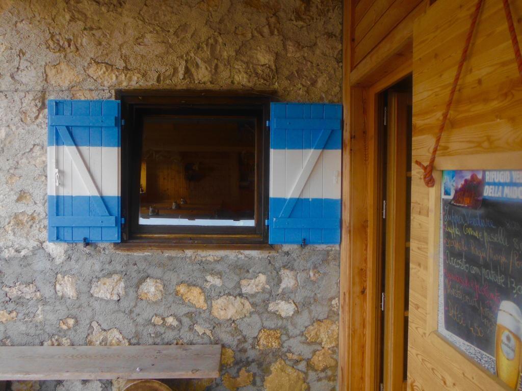 Hôtel Rifugio Velo Della Madonna à San Martino Di Castrozza Extérieur photo